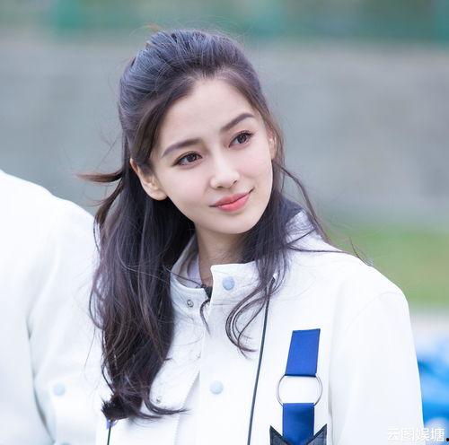 娱乐吃瓜酱生日重组,生日狂欢，揭秘幕后故事